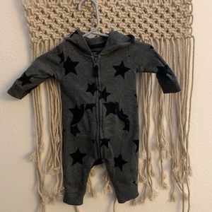 Adorable star jumpsuit! Baby boys bodysuit hoodie